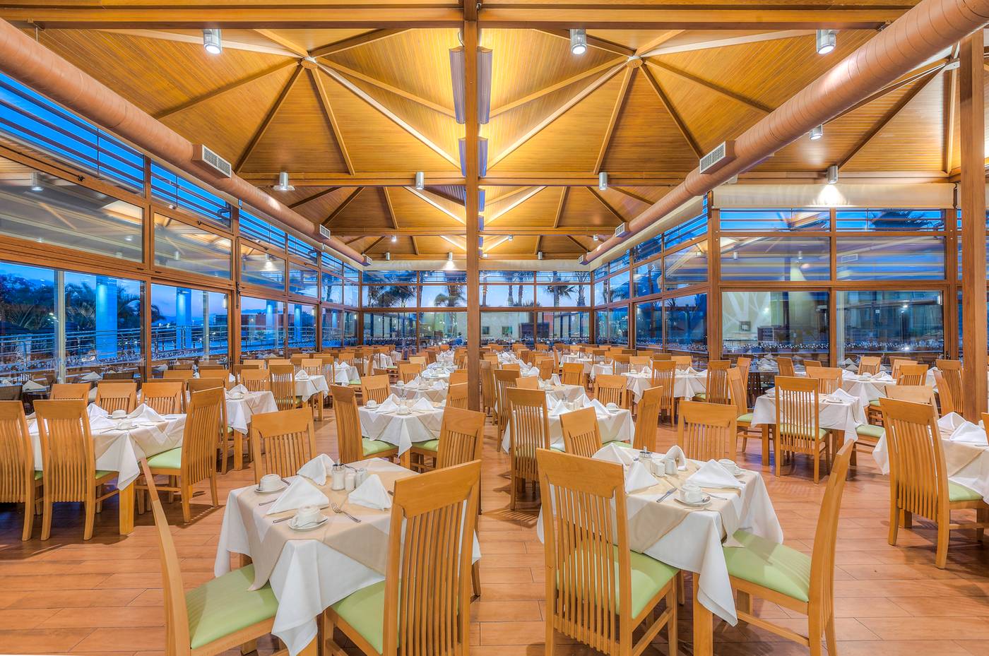Blue-Lagoon-Resort-Restaurant-18