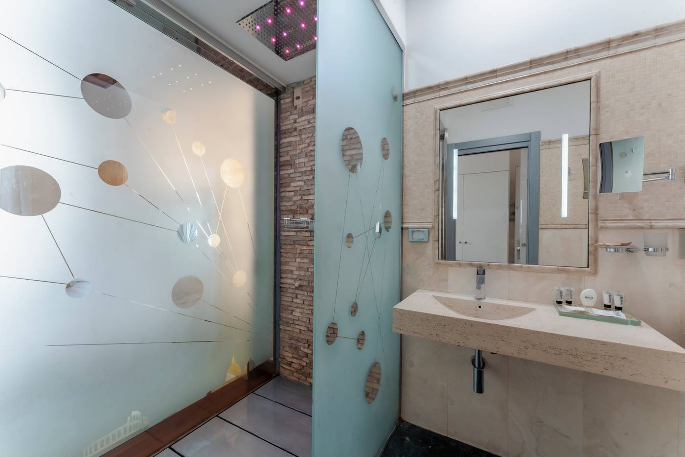 Hotel-Trecento-Room-34