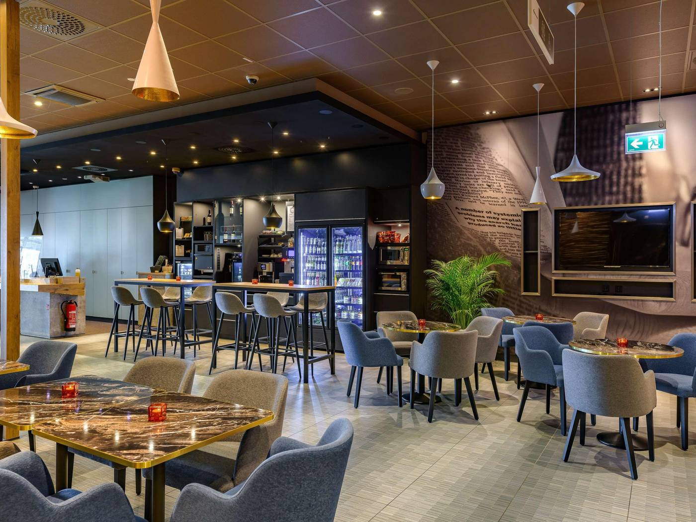 ibis-Berlin-Hauptbahnhof-Bar-16