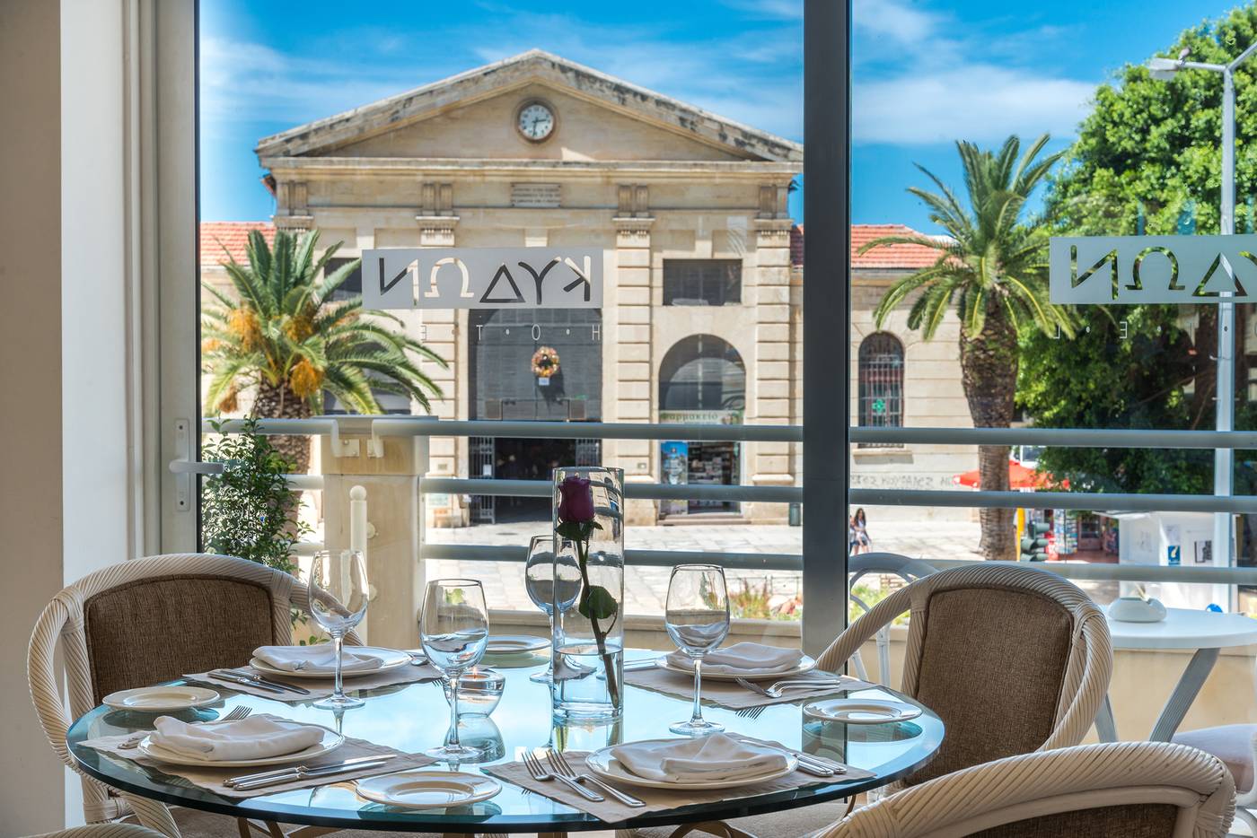 Kydon-Hotel-Bar-37