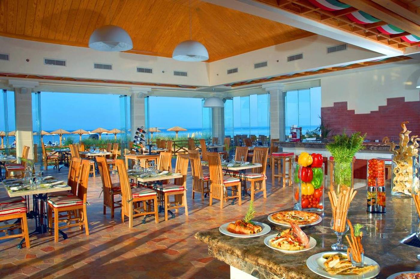 Tropitel-Sahl-Hasheesh-Restaurant-37