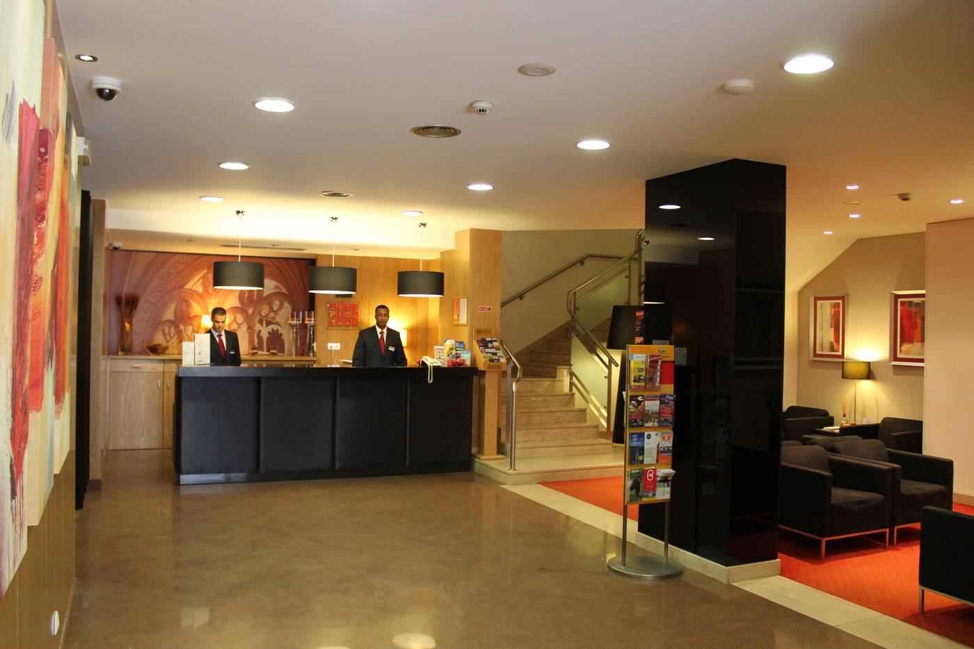 Hotel-Principe-Lisboa-Lobby-11