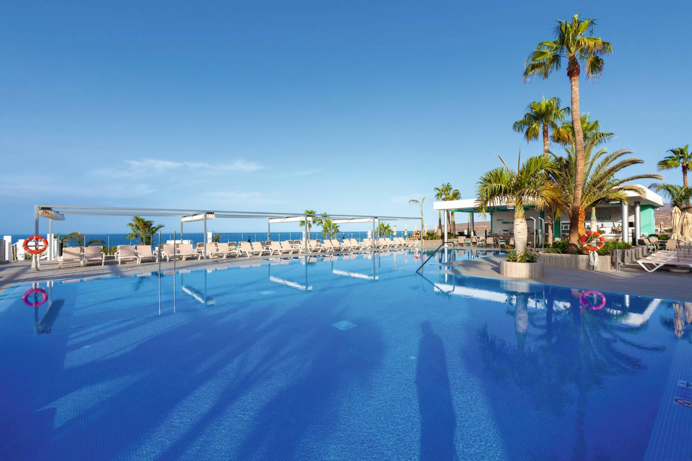 Clubhotel-Riu-Vistamar-Pool-3