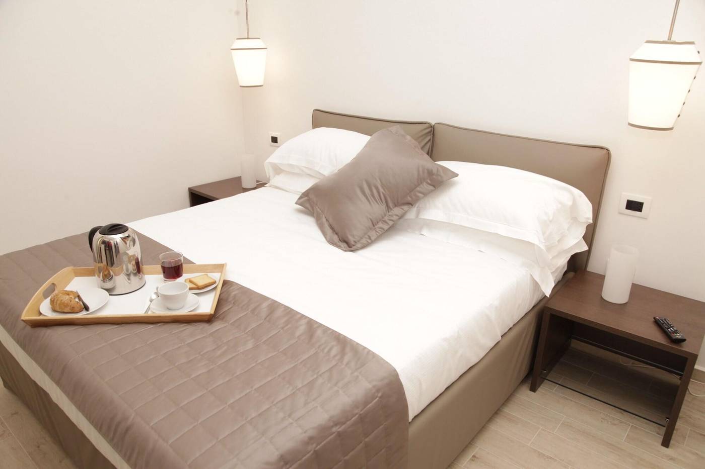 Maison-Maneli-Luxury-B-B-Room-22