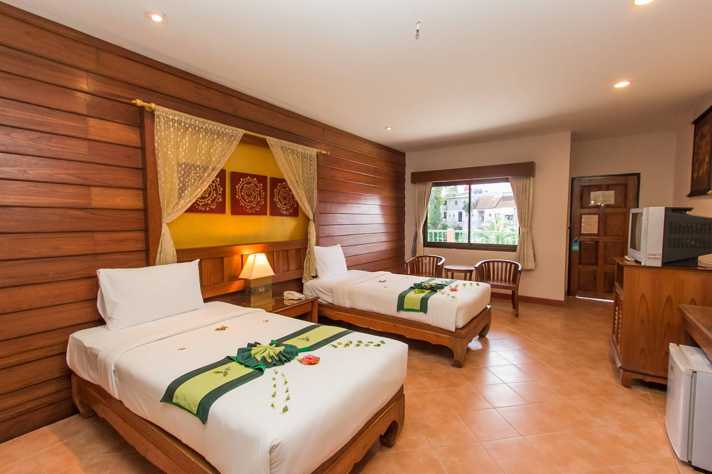 Bel-Aire-Resort-Room-9