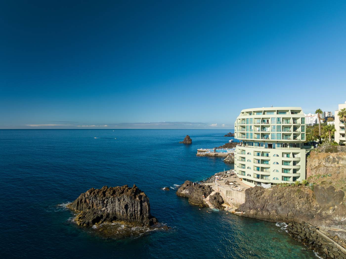 Pestana-Vila-Lido-Madeira-General-view-39