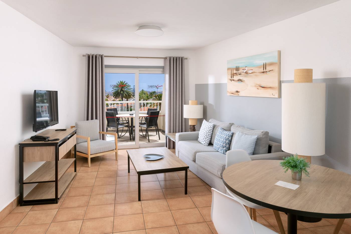 29.07.25 SOL BARBACAN