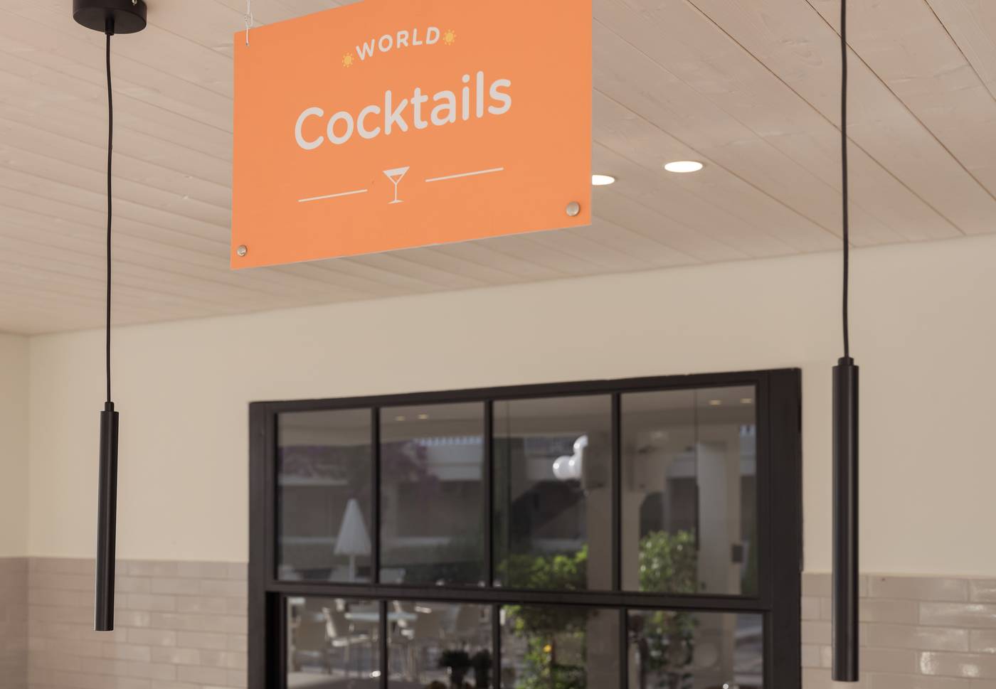 Tsilivi-Admiral-Bar-23