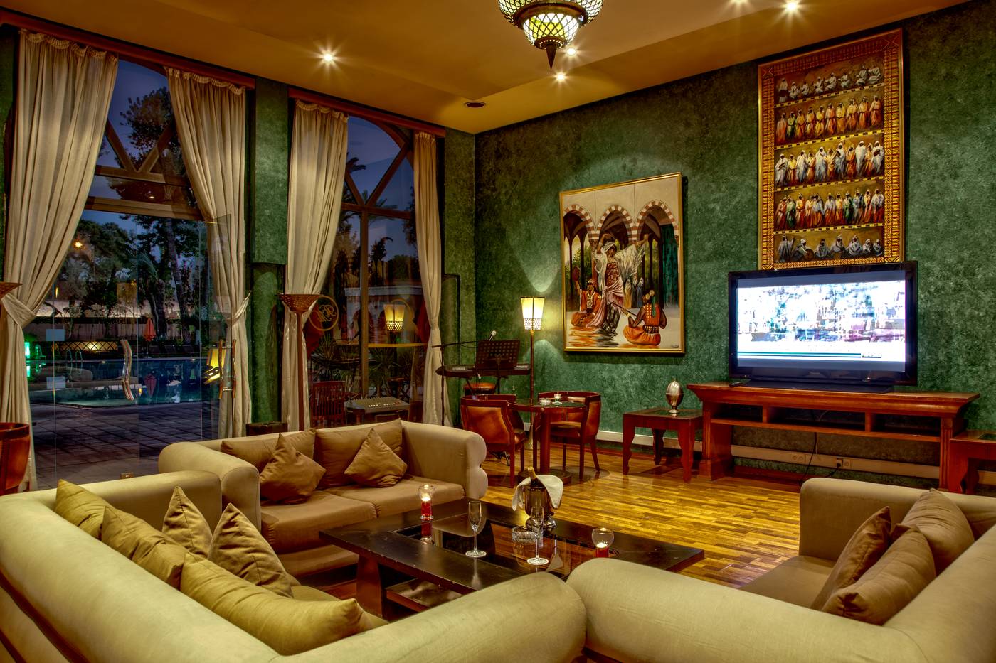 Royal-Mirage-Deluxe-Bar-60