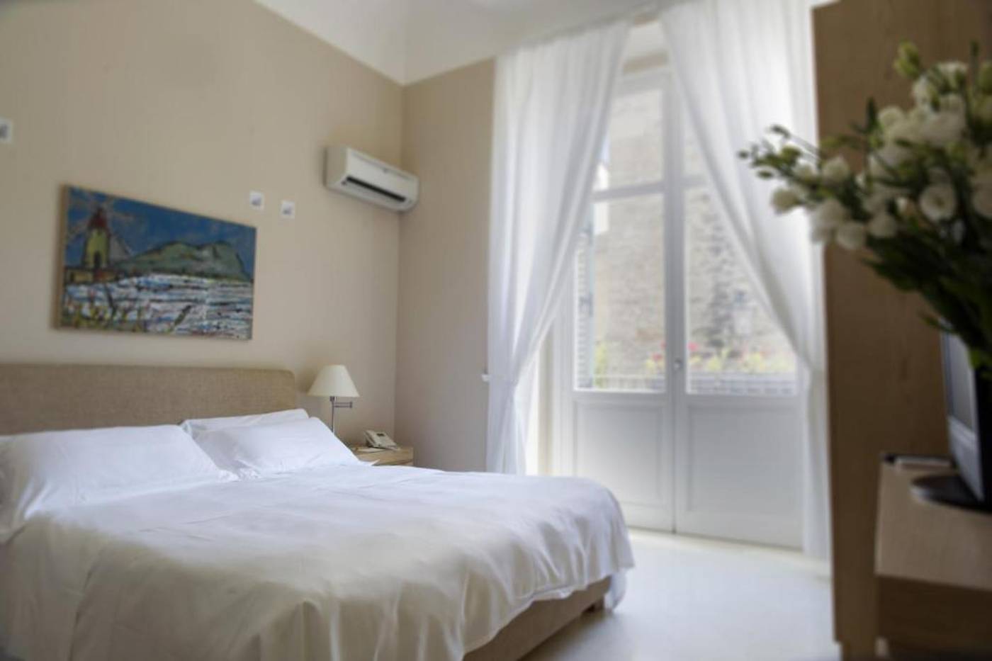 Palazzo-Brunaccini-Room-42