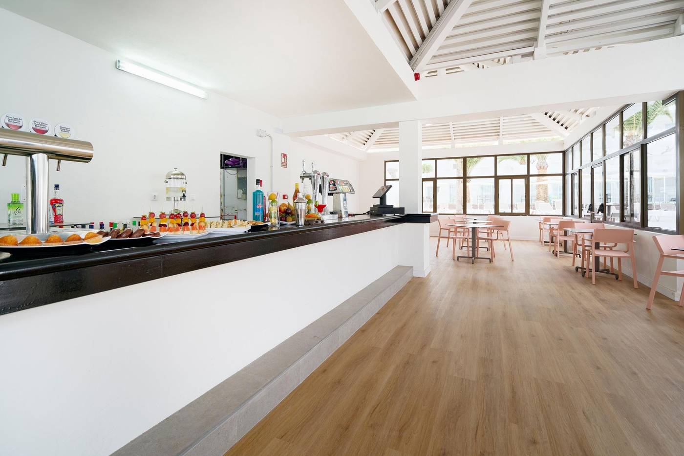 Labranda-Golden-Beach-Bar-57