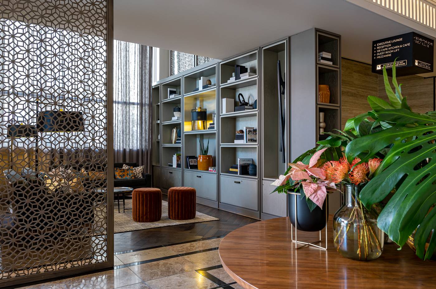 Hyatt-Regency-Cape-Town-Lobby-21