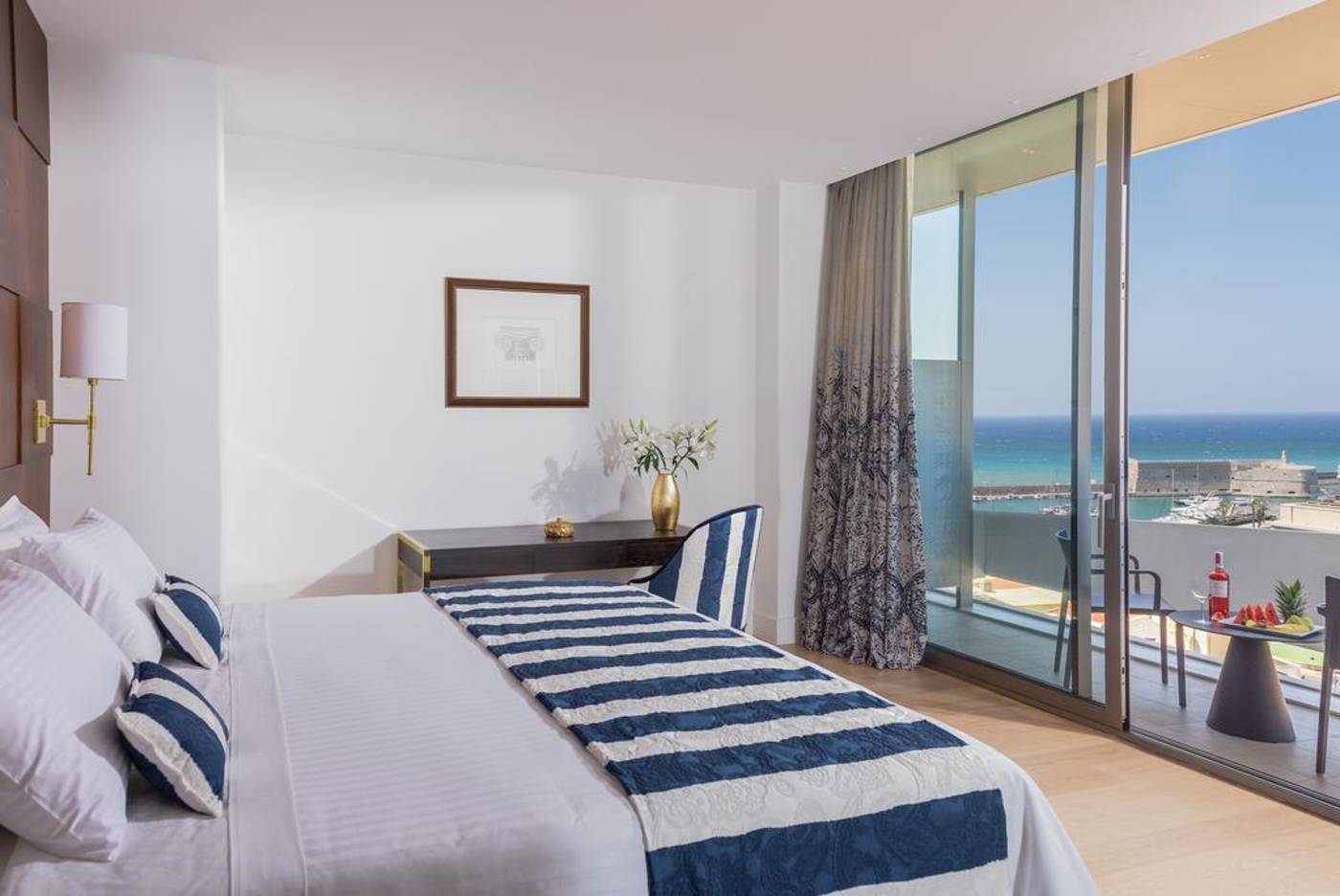 Aquila-Atlantis-Hotel-Room-5