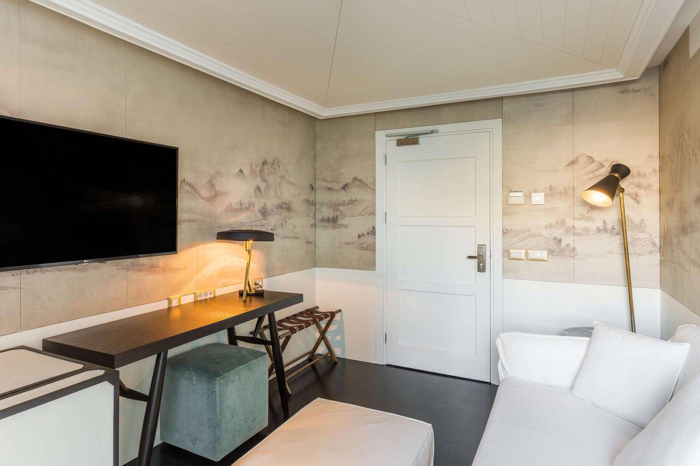 Room-Mate-Emir-Room-70