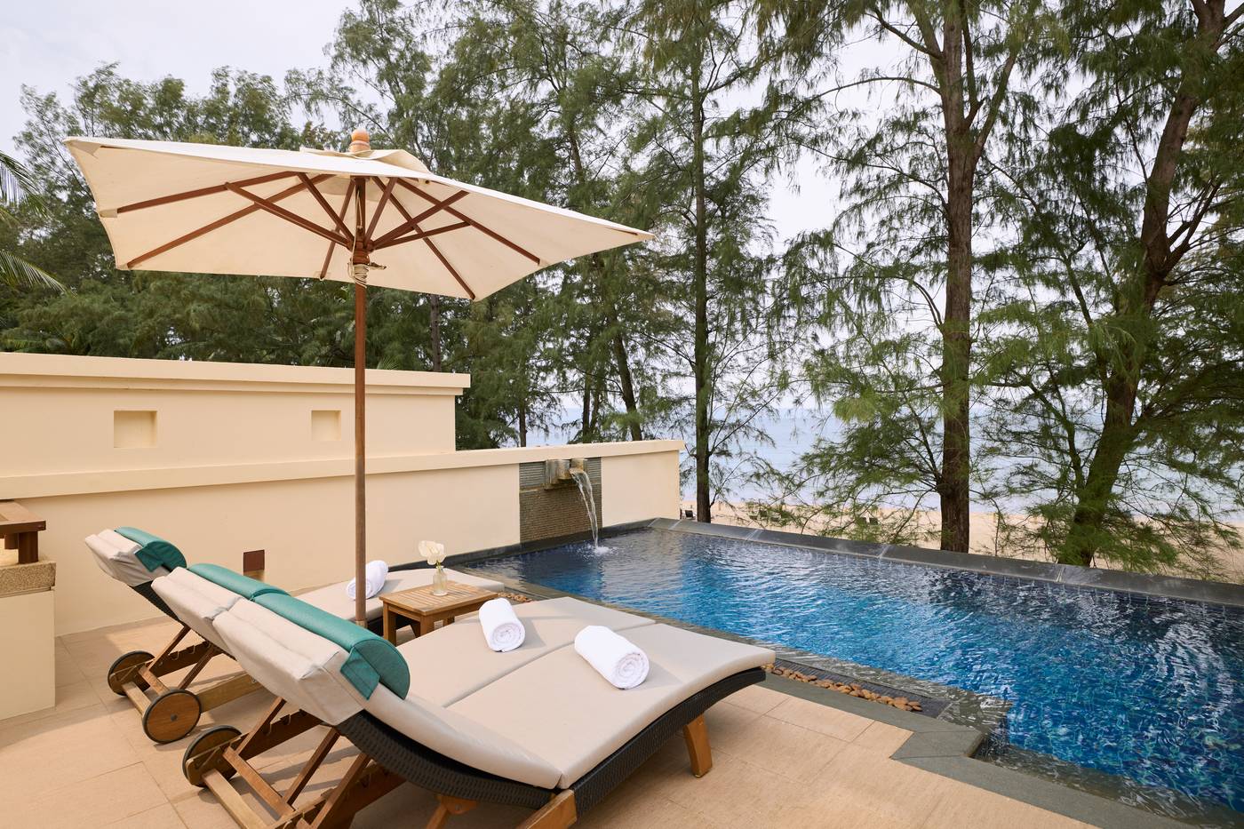 Dusit-Thani-Laguna-Phuket-Room-10