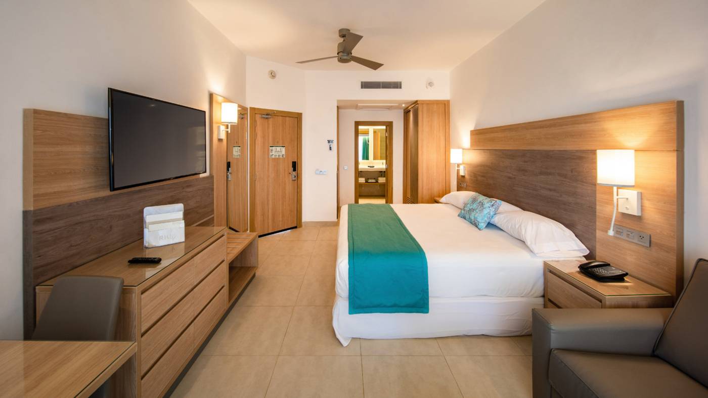 Riu-Palace-Tropical-Bay-All-Inclusive-Room-17