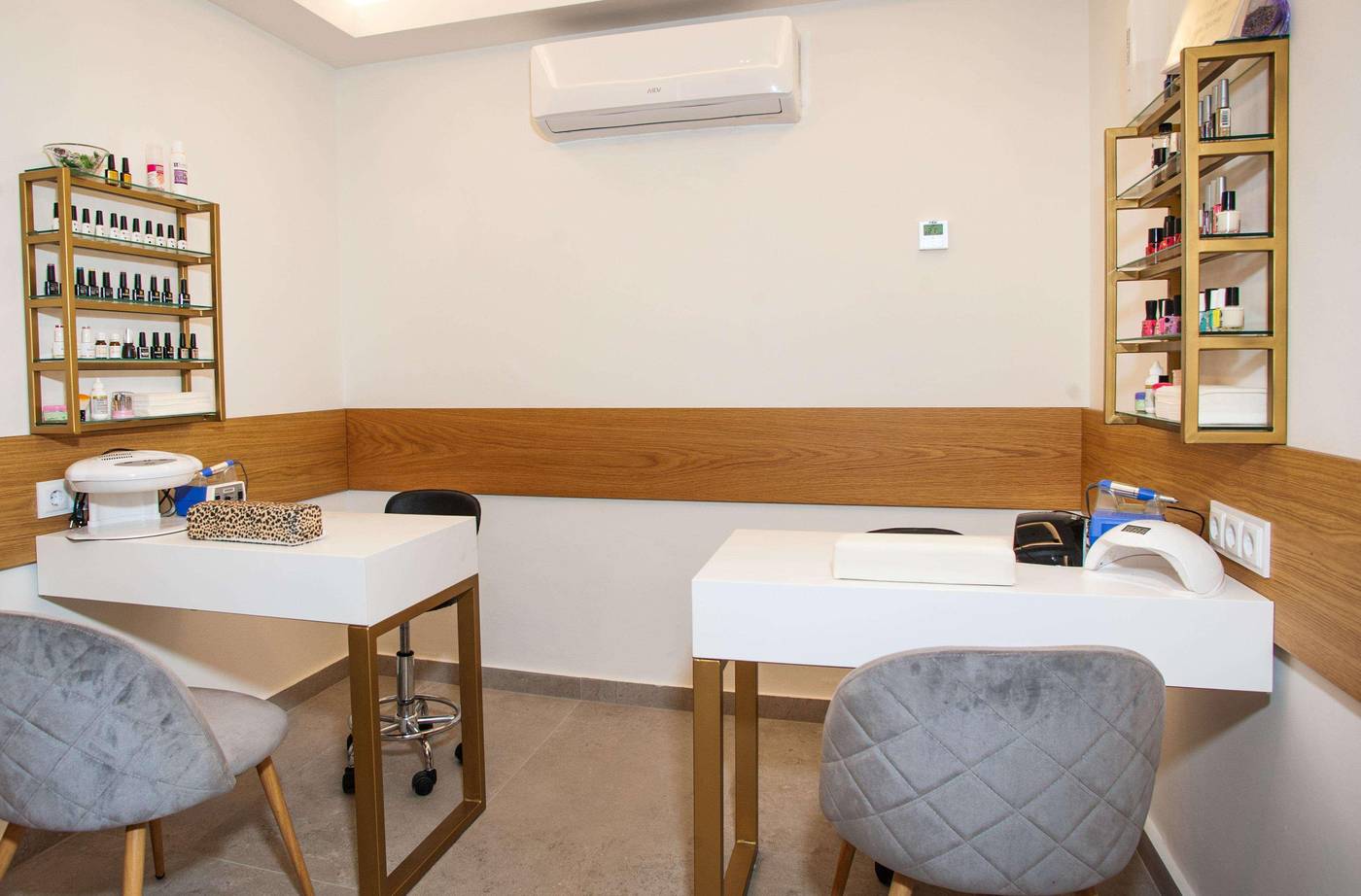 Athena-Pallas--Sports-and-Entertainment-64