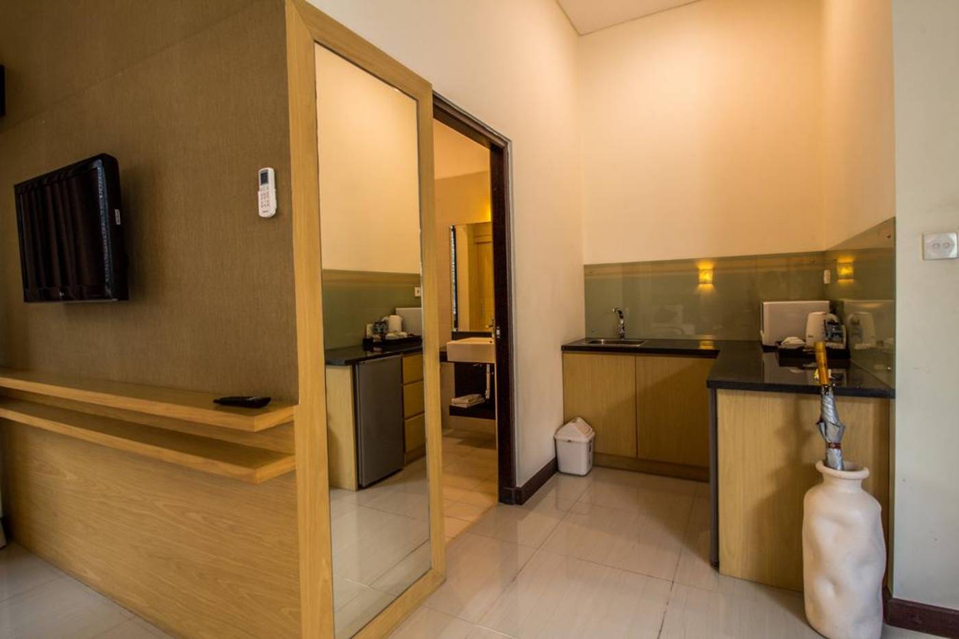 Svarna Suite Seminyak-Indonesia-Bali-Room-8