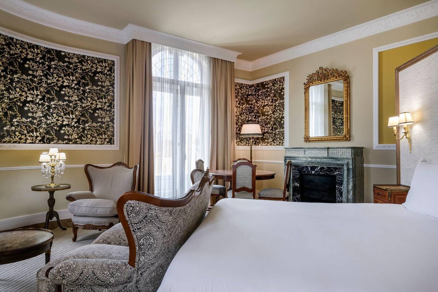 AC-Hotel-Palacio-del-Retiro-Autograph-Collection-Room-65