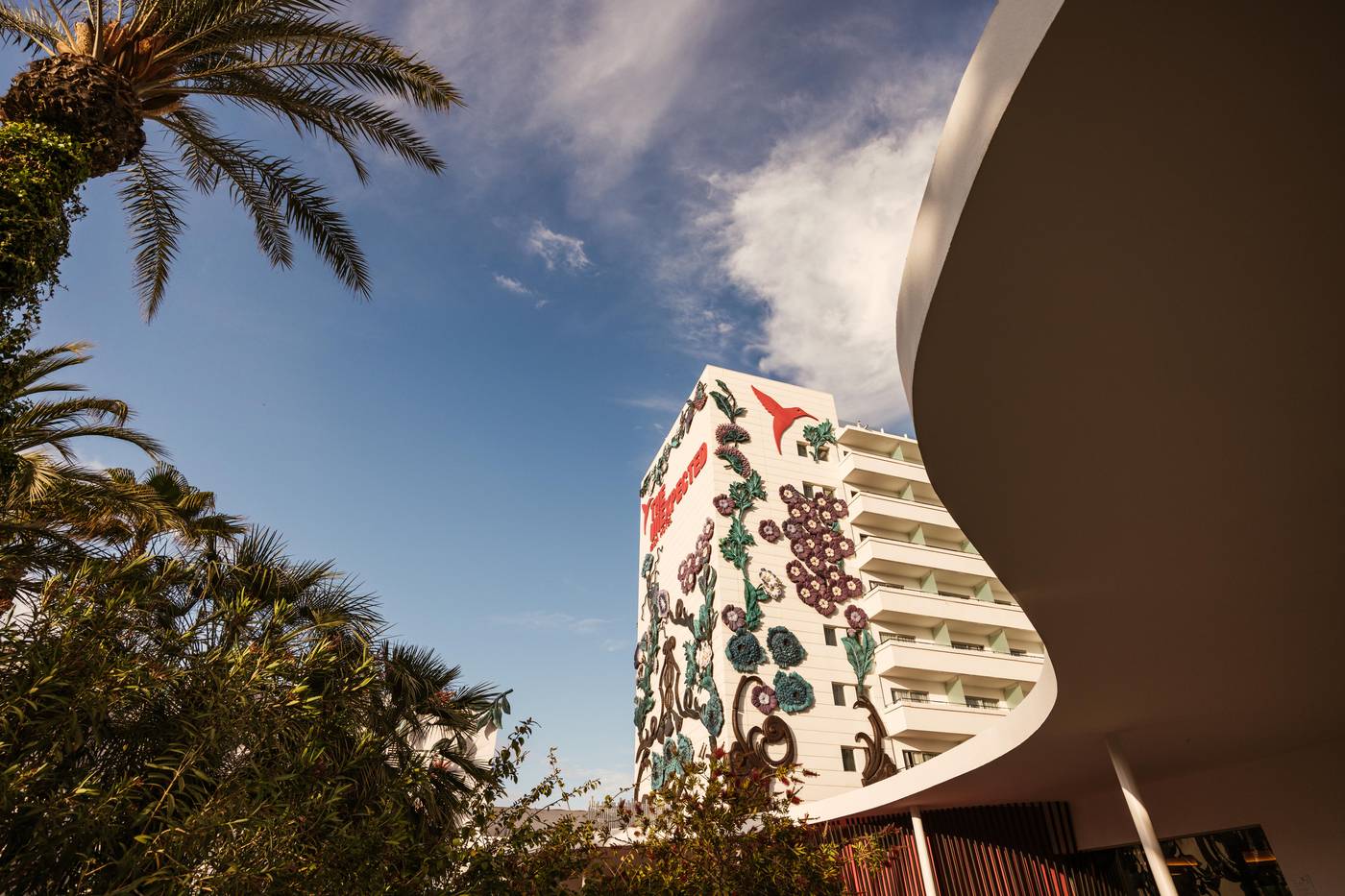 Ushuaia-Ibiza-Beach-Hotel-General-view-6