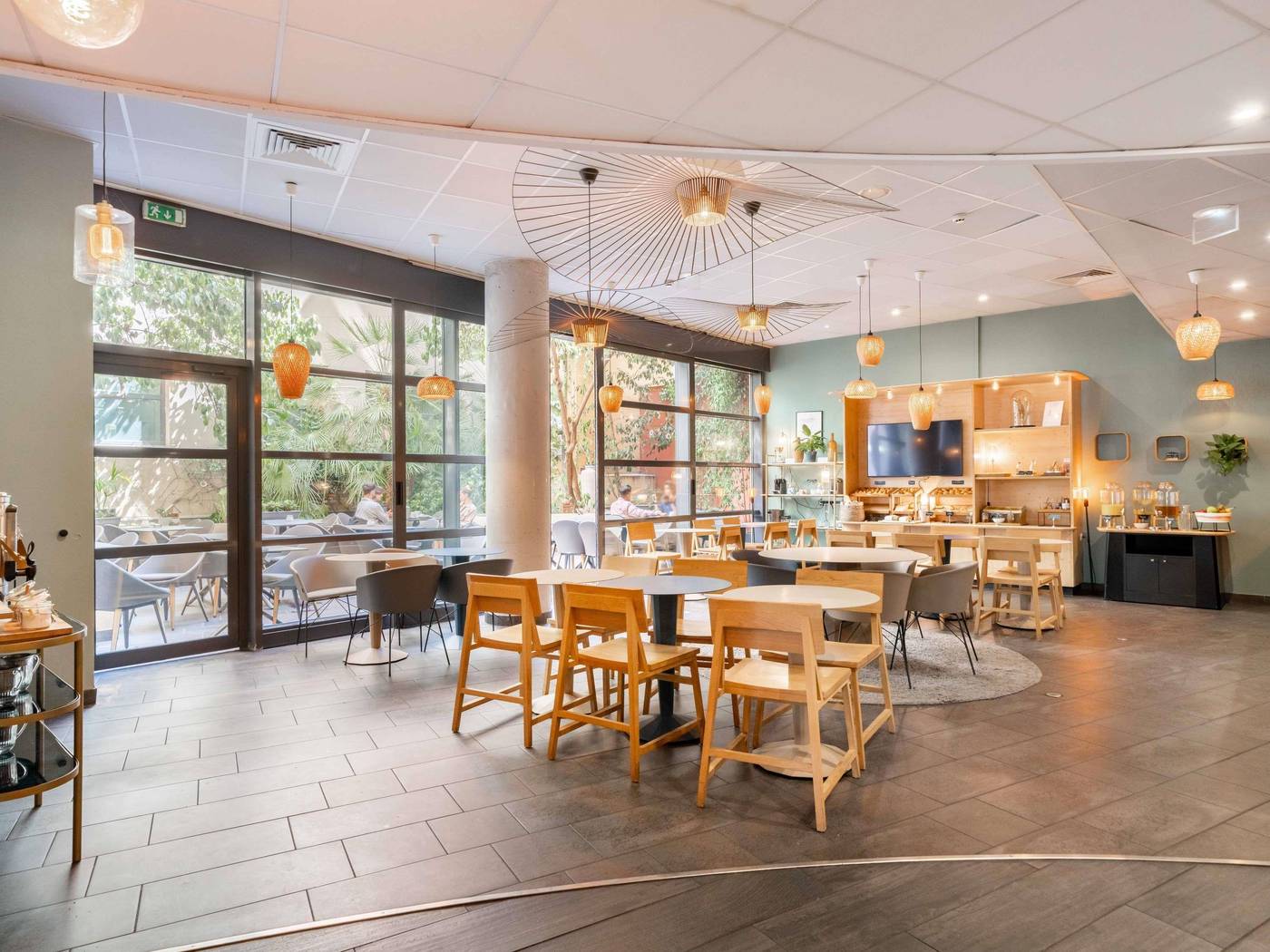 Novotel-Suites-Cannes-Centre-Restaurant-48