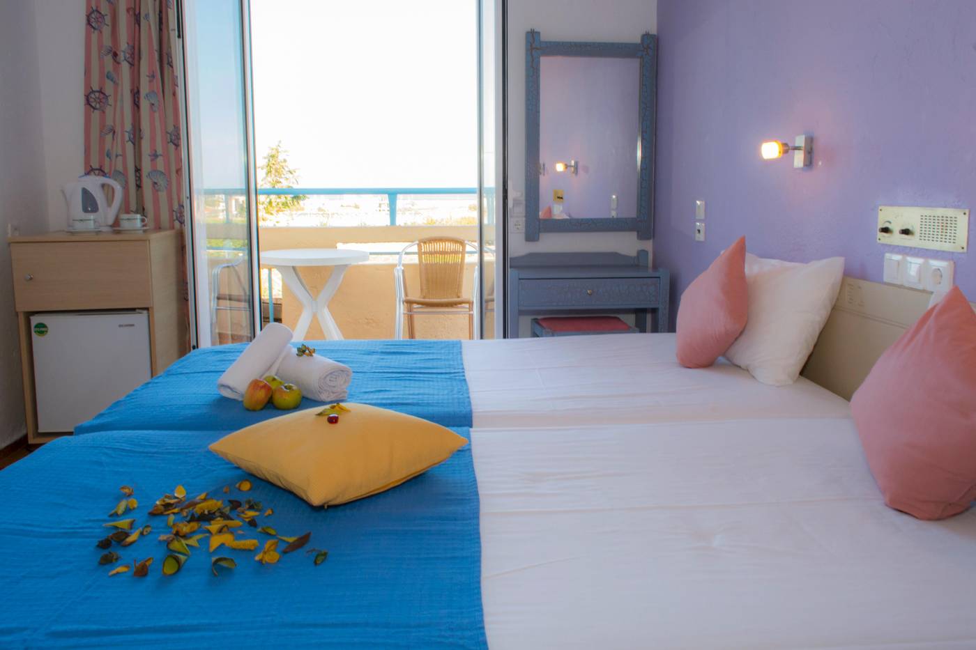 Nikos-Lobby-10