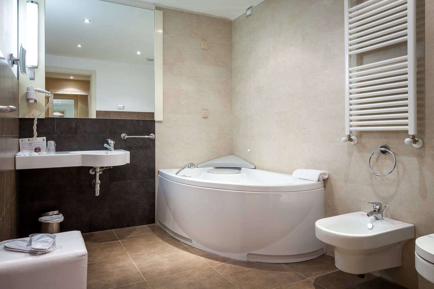 Modica-Palace-Hotel-Room-13