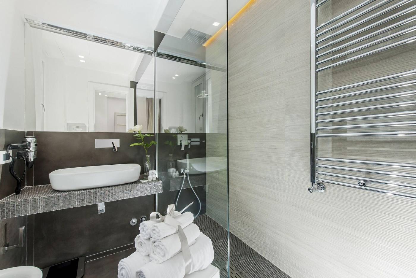 Vatican-Style-Room-36