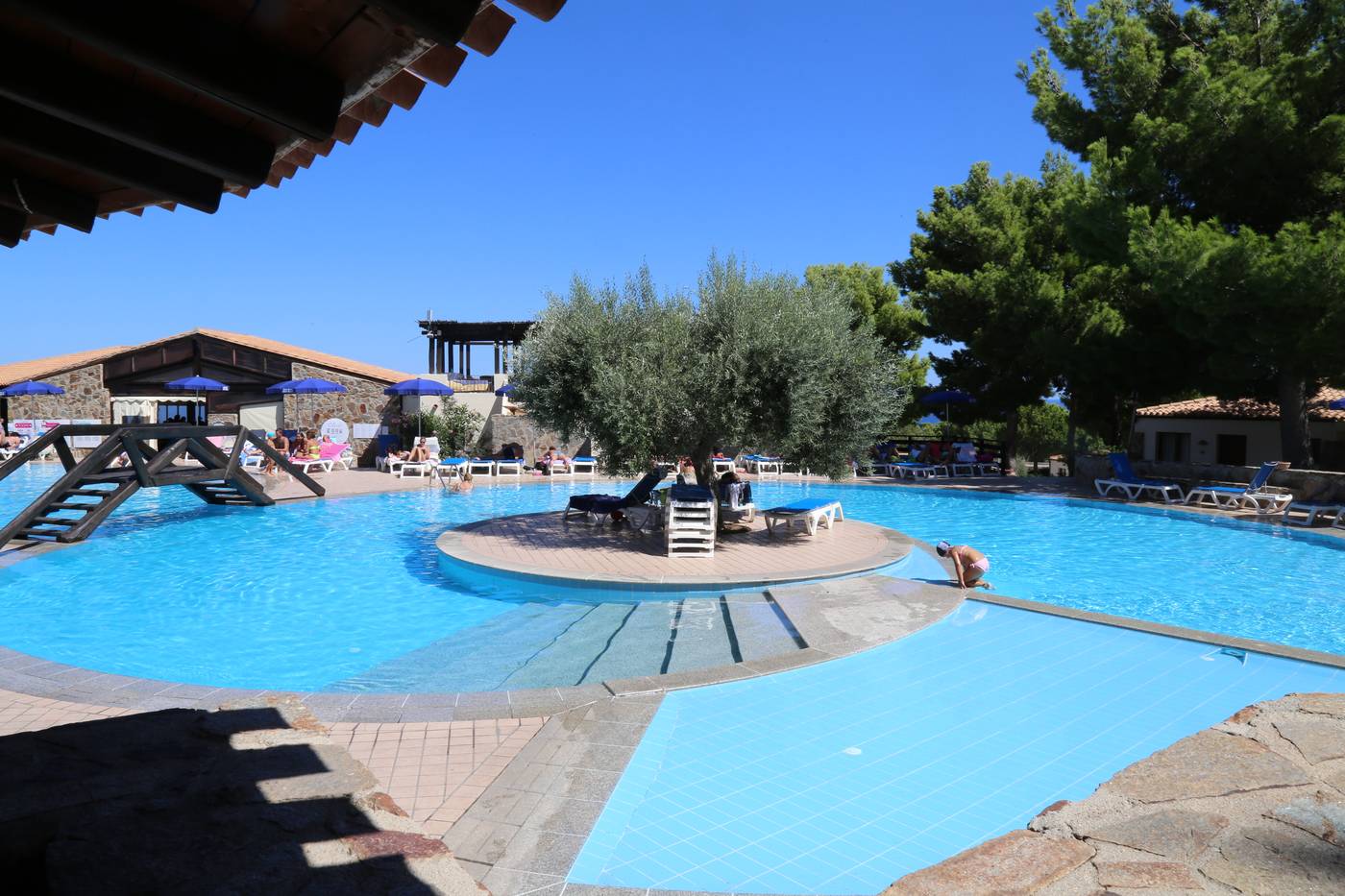 Club-Esse-Cala-Gonone-Beach-Village-Pool-8