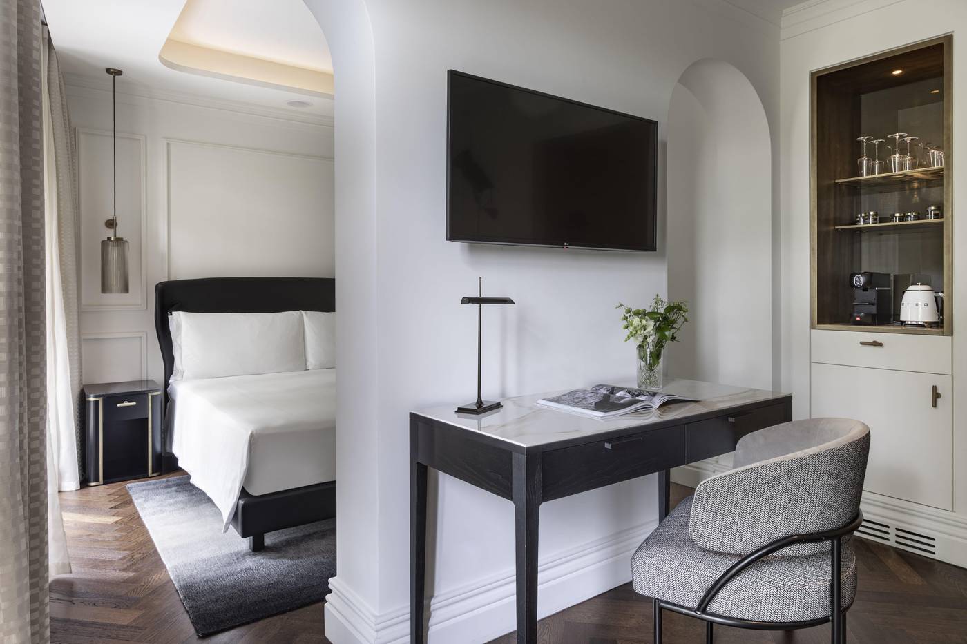 Ambasciatori-Palace-Hotel-Room-35