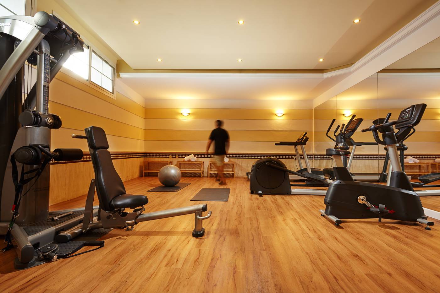 Villa-Flamenca-Sports-and-Entertainment-33