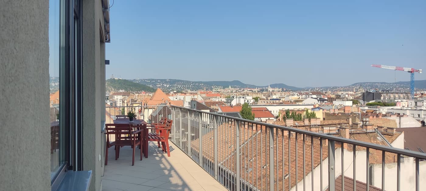 Corvin-Center-Suites-Room-76