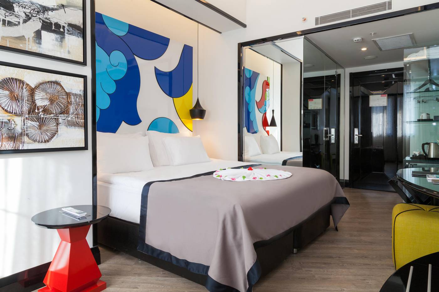 Sura-Hagia-Sophia-Room-6