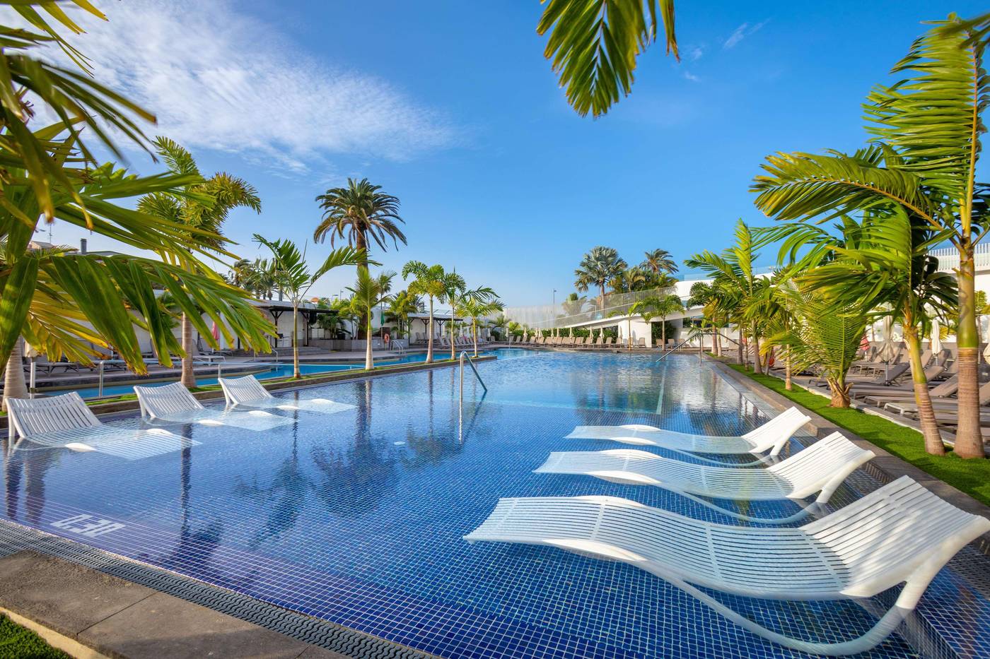 Alexandre-Hotel-Troya-Pool-14