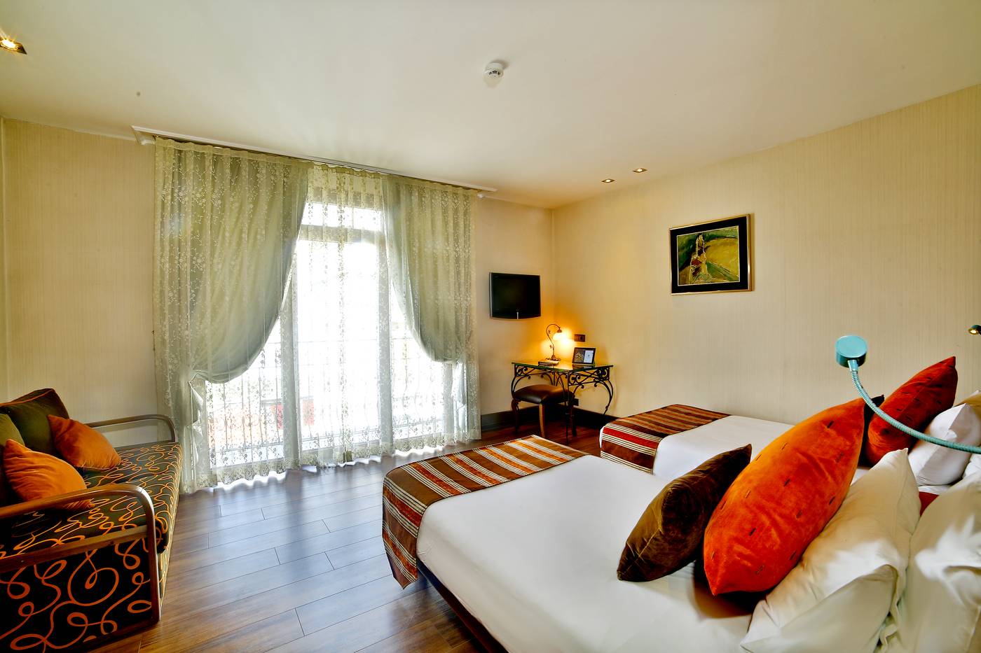 Konak-Hotel-Taksim-Room-18