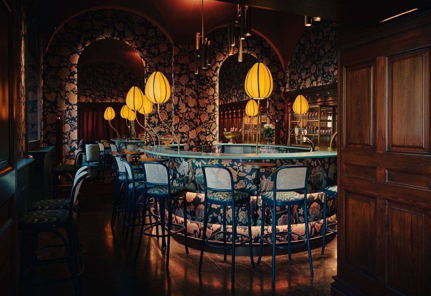 Ascot-Hotel-Lobby-15