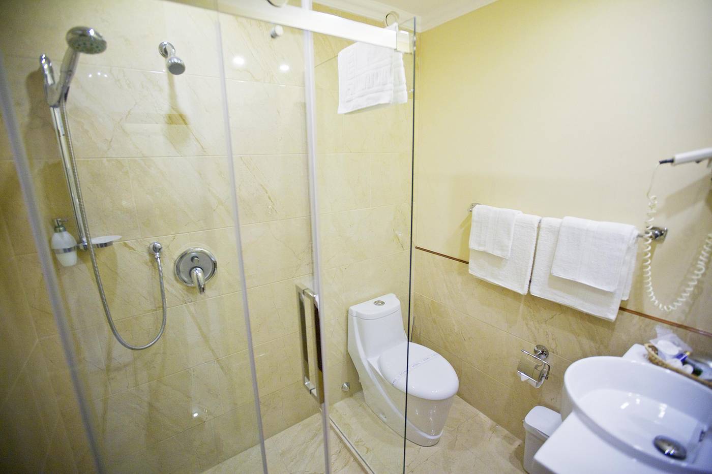 Gold-Hotel-Budapest-Room-30