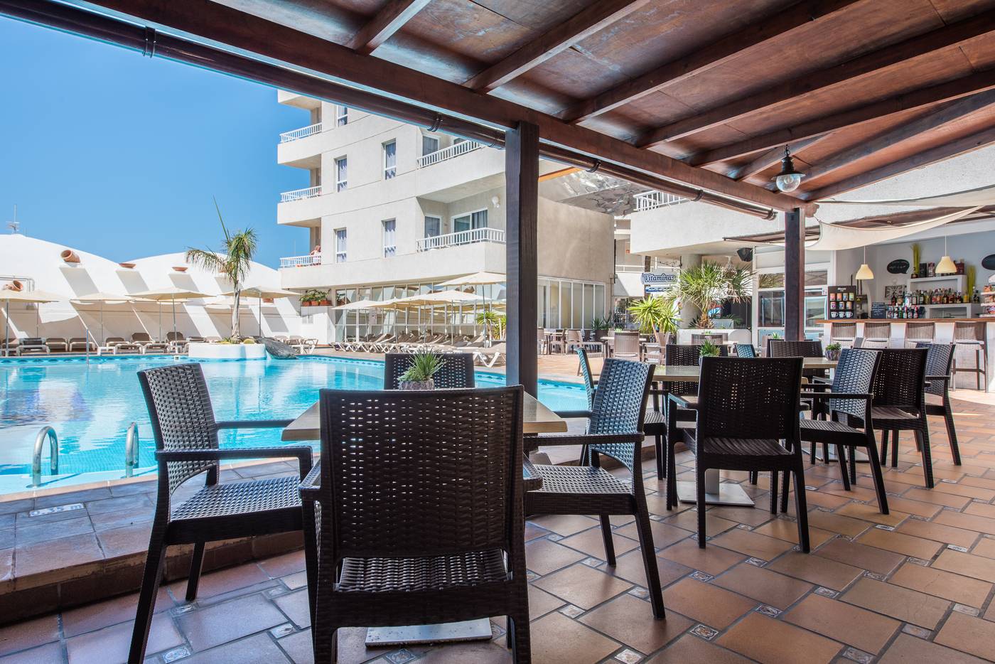 Vigilia-Park-Pool-11