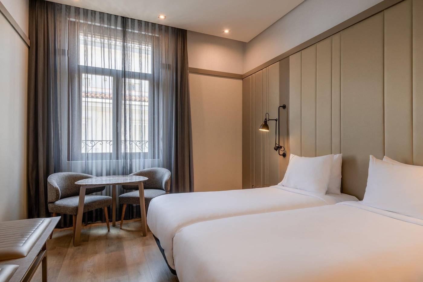 AC-Madrid-Recoletos-Room-22