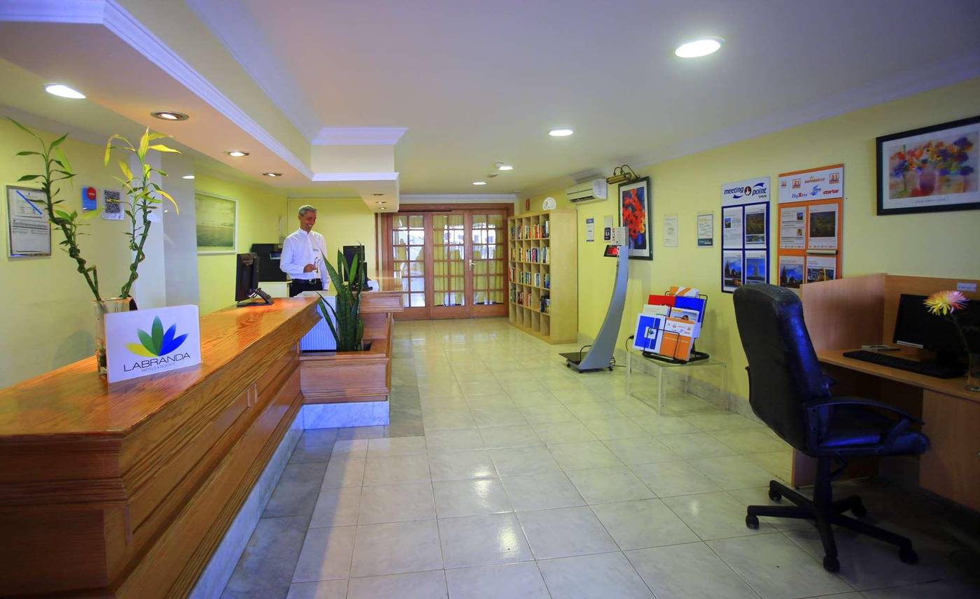 Labranda-Los-Cocoteros-Lobby-39