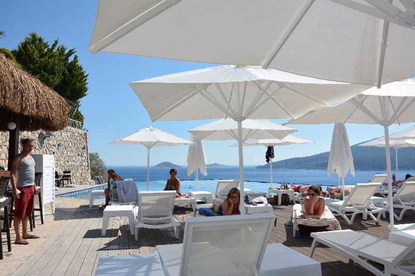 Kalamar-Hotel-Pool-38