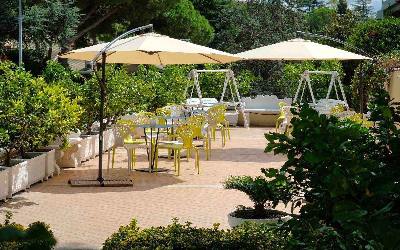 The-Smooth-Rome-Terrace-39