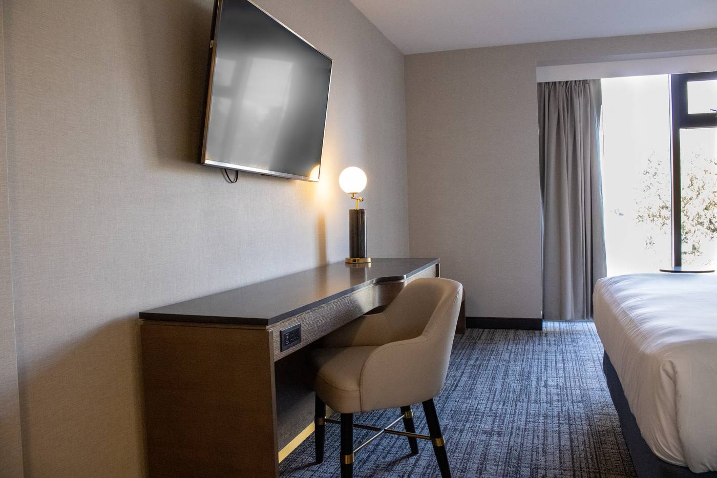 Radisson-Blu-Vancouver-Airport-Room-21
