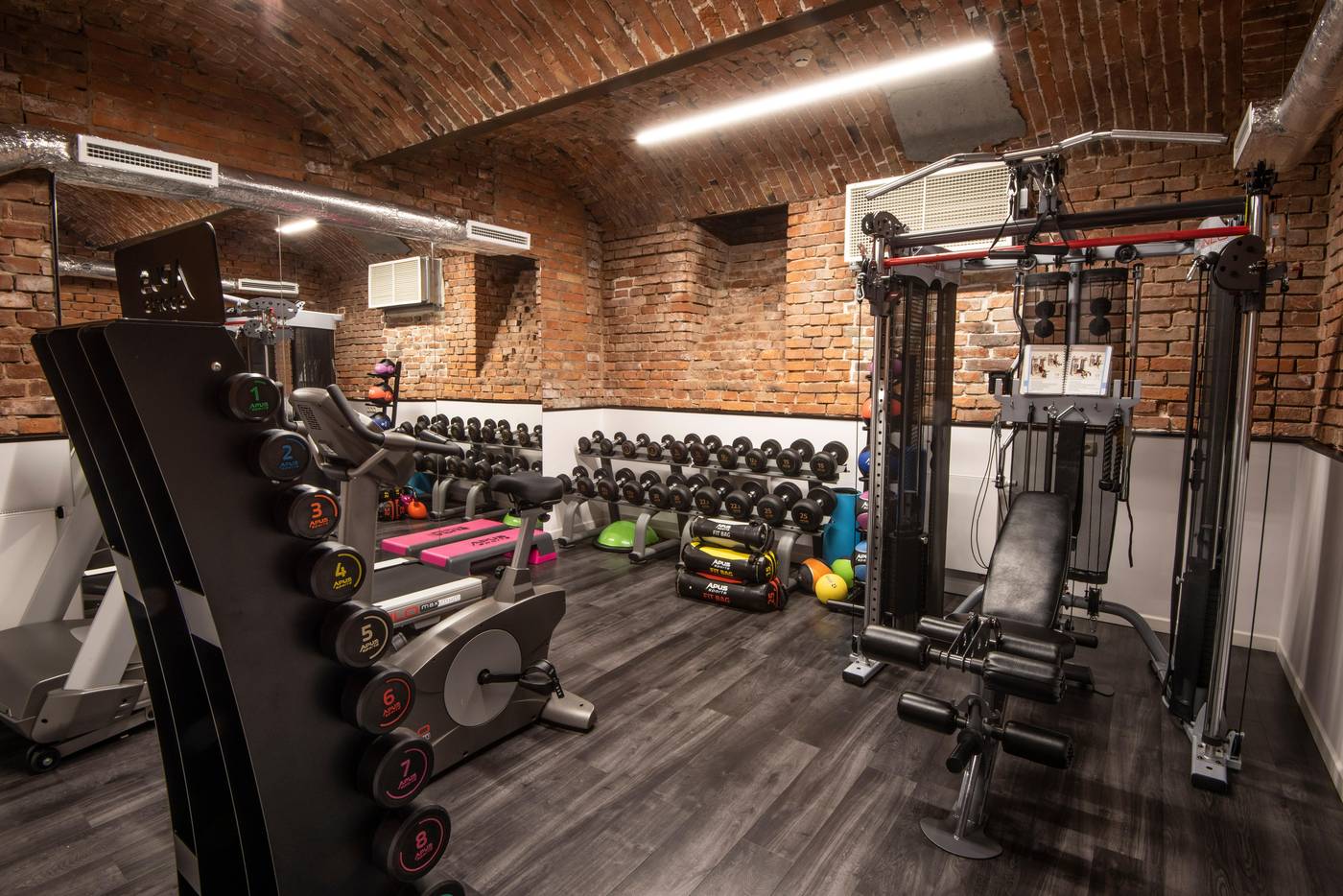 Hotel-Indigo-Krakow-Old-Town-Sports-and-Entertainment-68