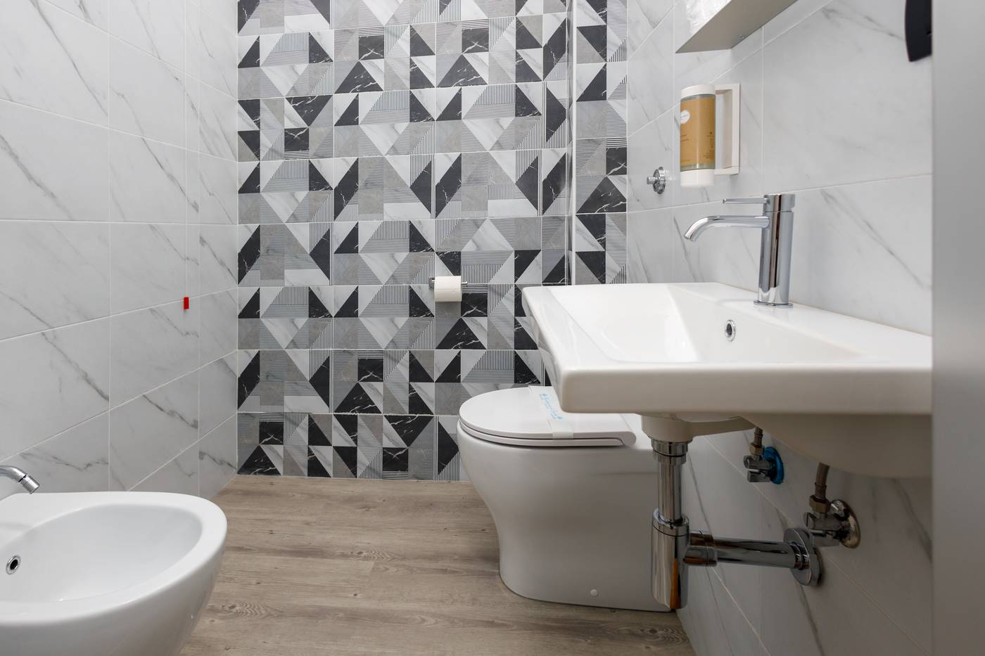 Crossroad-Hotel-Room-31