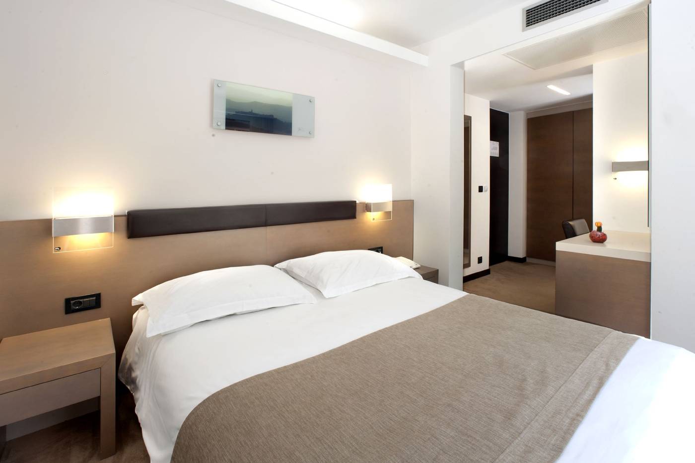Hotel-Laguna-Molindrio-Room-32