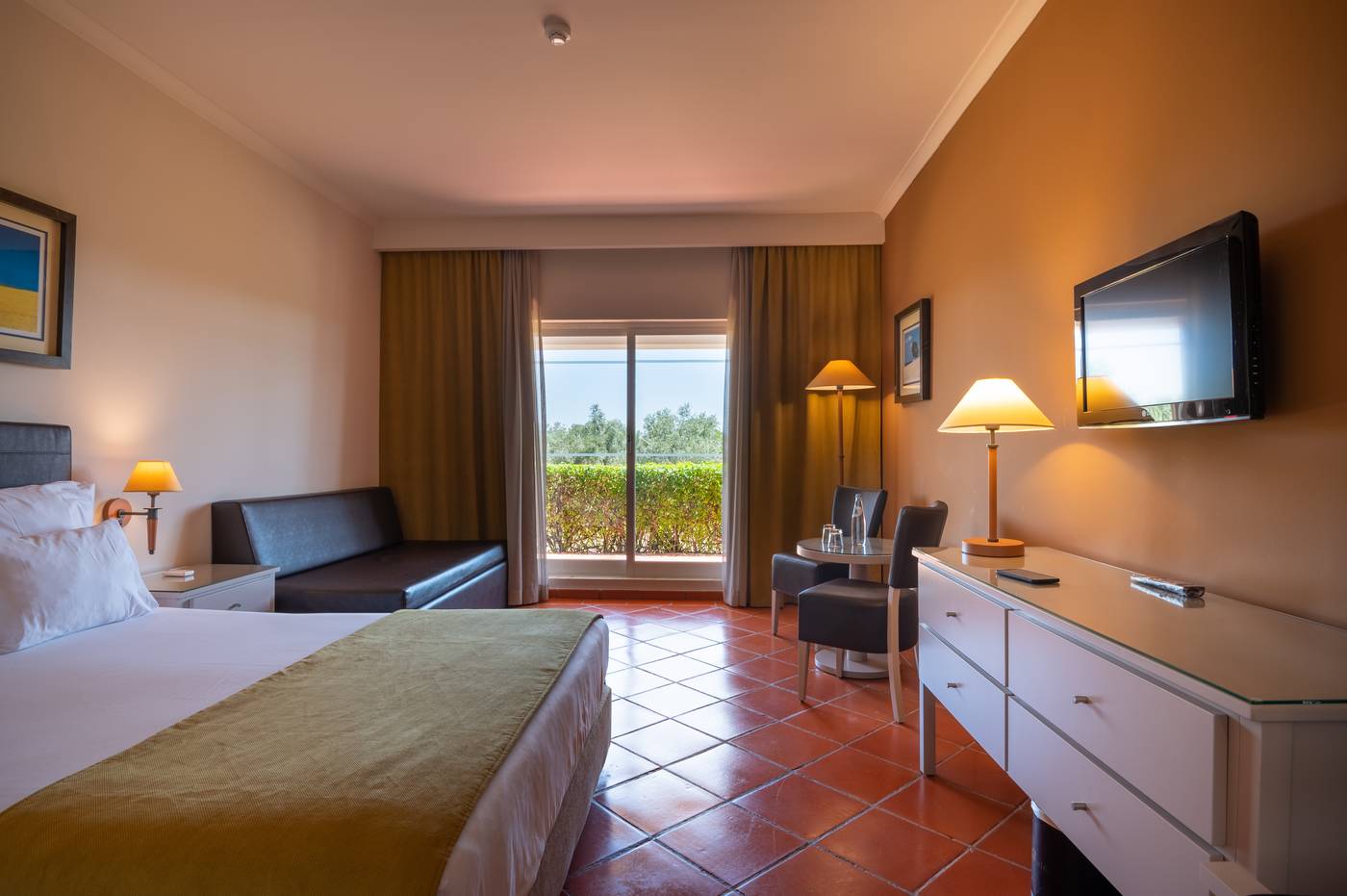 Vila-Gale-Alentejo-Vineyards--Clube-de-Campo--Room-19