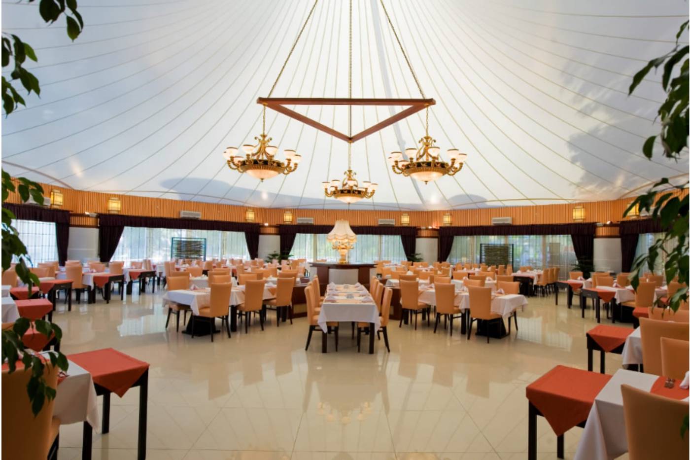 Latanya-Park-Resort-Restaurant-27