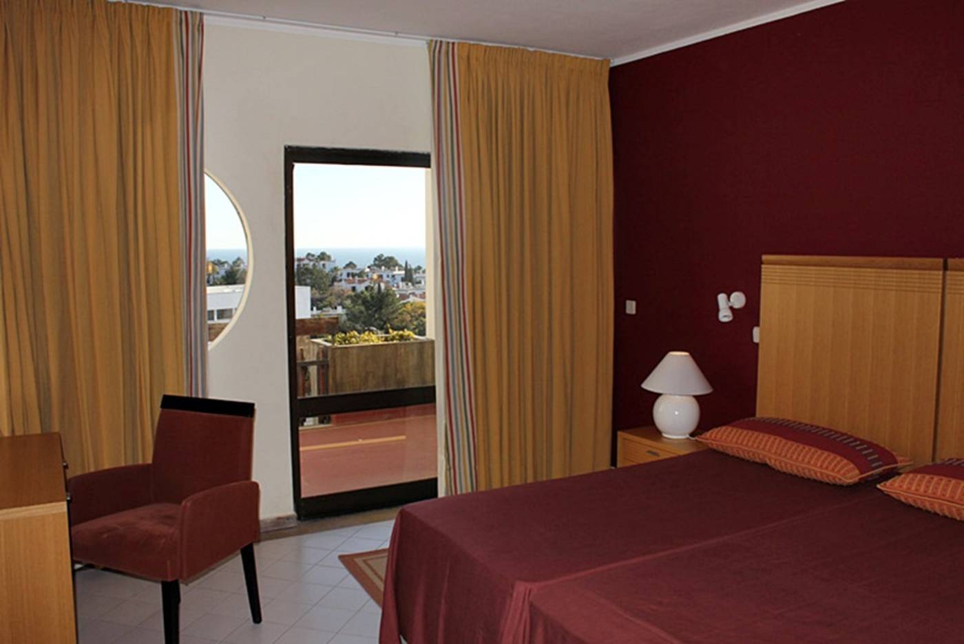 Cheerfulway-Acqua-Maris-Balaia-Room-10