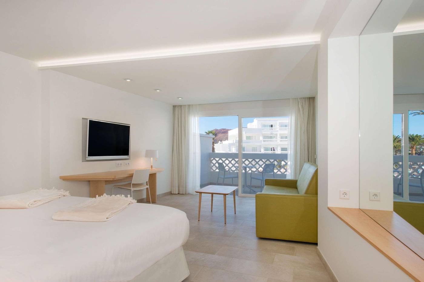 IBEROSTAR-Lanzarote-Park-Room-23